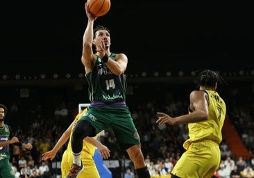 El Unicaja se rehabilita con un contundente triunfo ante el Mersin